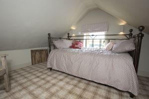 ellerton cottage one 32.jpg
